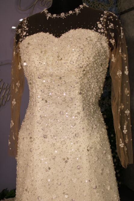 Radiance Queen Gown - Image 3